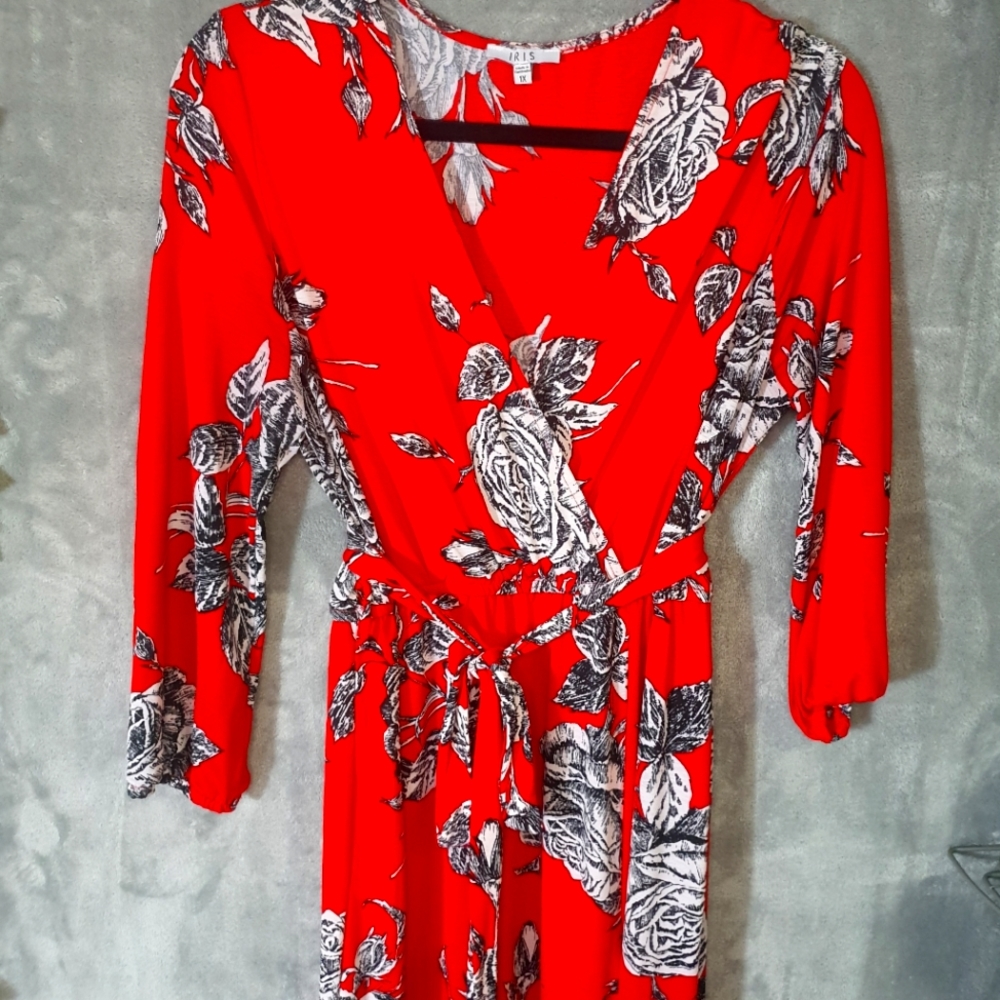 Sexy Red floral Print Dress with belt